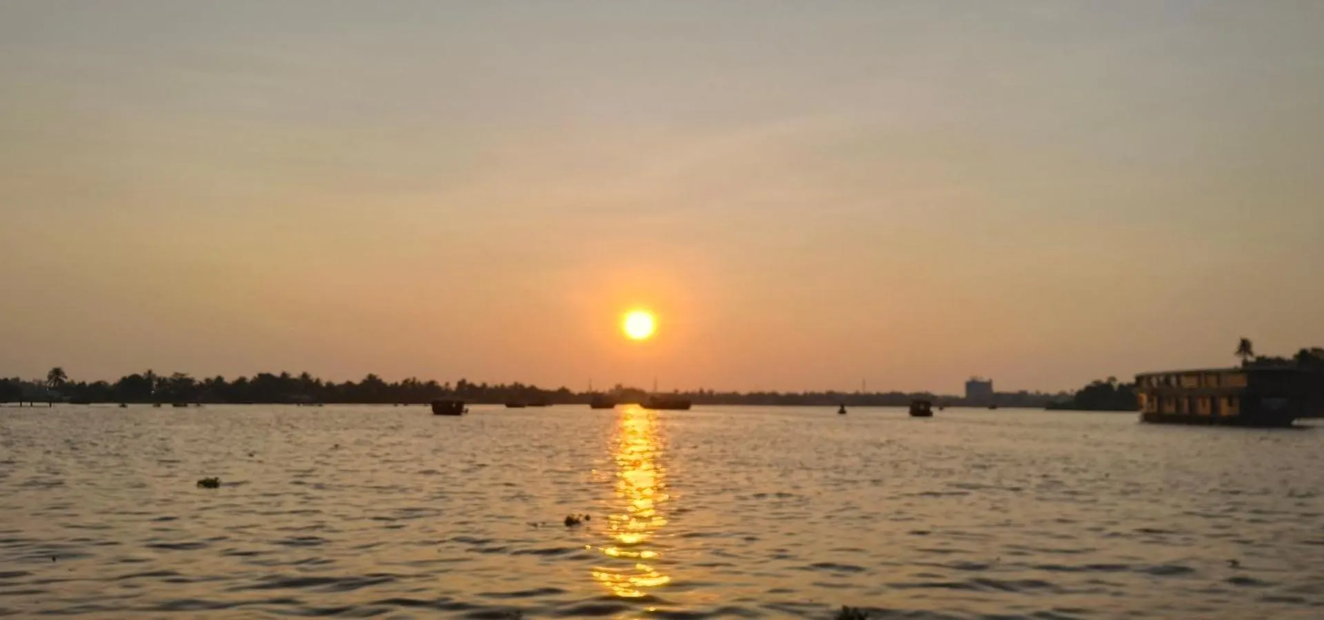 Peace And Love Stay Alappuzha Homestay
